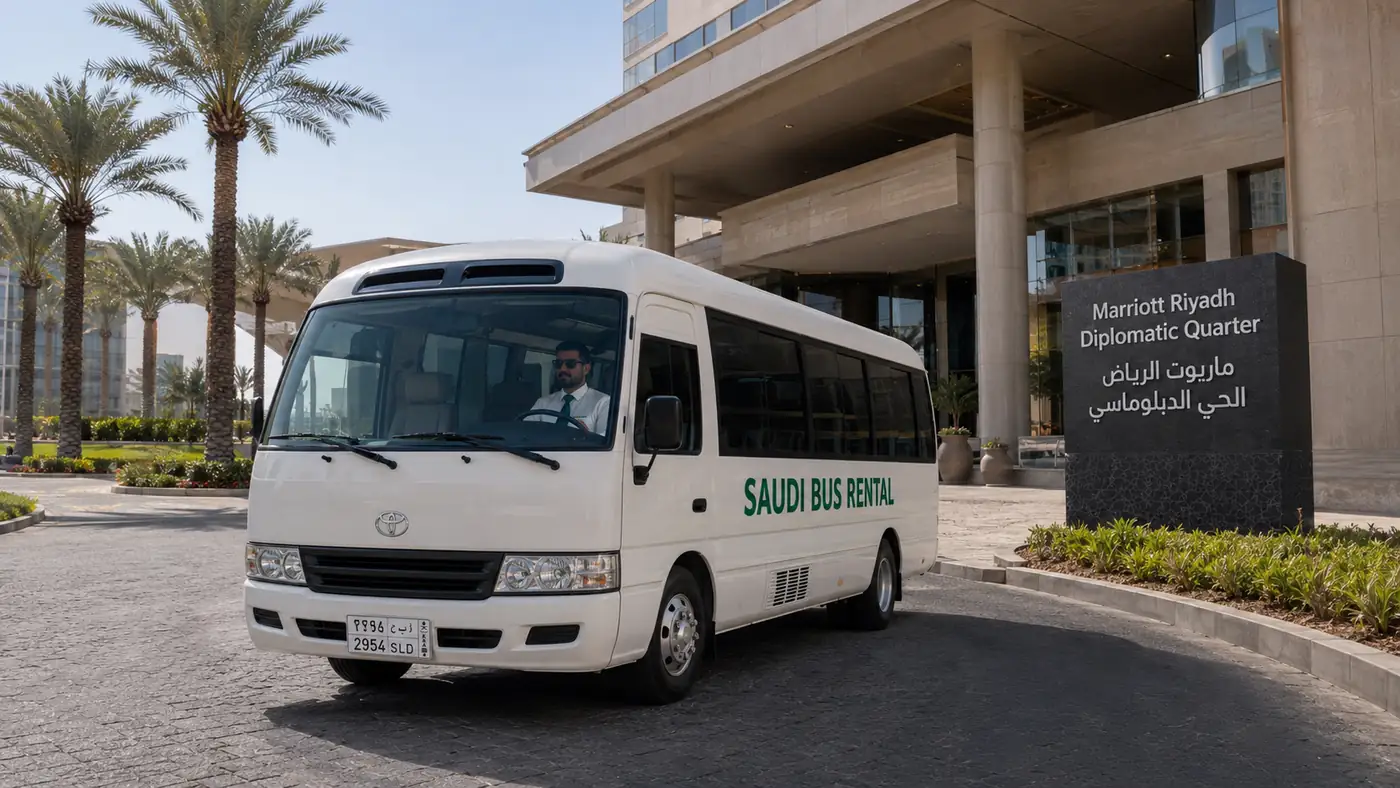 Hotel Staff Shuttle Saudi Arabia hero image for Saudi airport and hotel transfer planning